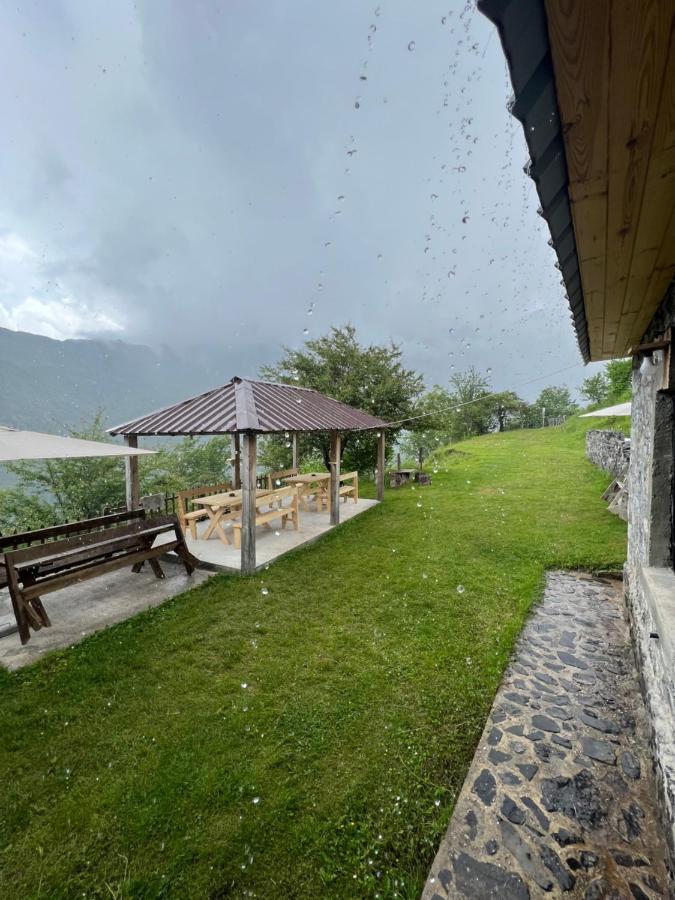 Guest House Gjelaj Theth Bagian luar foto